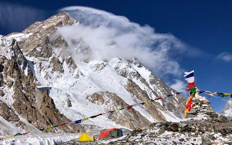 The 2022 Winter Climbing Season Brings Little Success for Alpinists