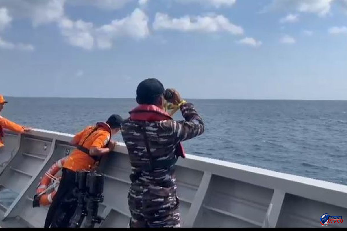 Kapal Motor Nurulsalsa Tenggelam di Perairan Selayar, Satu Orang Meninggal Dunia, Puluhan Penumpang Masih Dicari Tim SAR