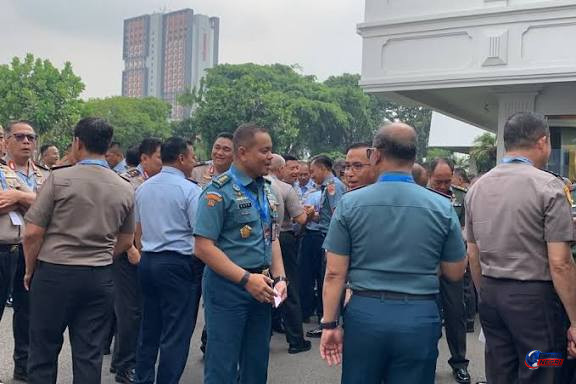Prabowo Kumpulkan 800 Perwira TNI-Polri di Istana, Ada Pesan Penyegaran untuk Pertahanan dan Keamanan
